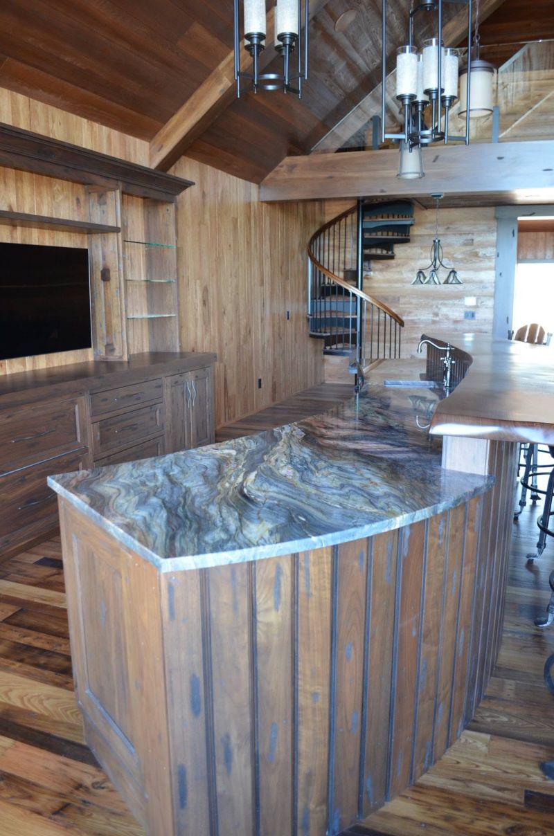 Bar top in natural stone